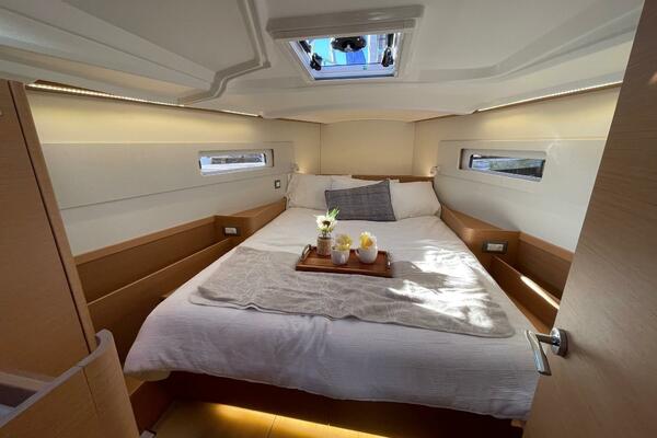 41ft Jeanneau Yacht For Sale