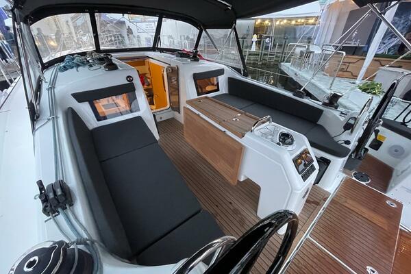 41ft Jeanneau Yacht For Sale