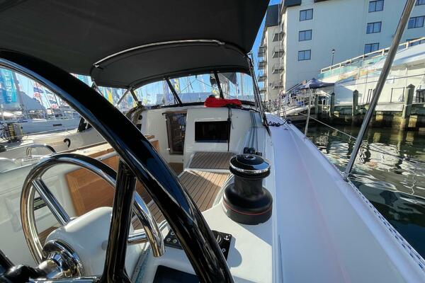 41ft Jeanneau Yacht For Sale
