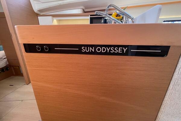 41ft Jeanneau Yacht For Sale