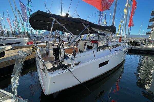 41ft Jeanneau Yacht For Sale