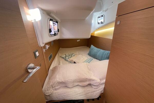 41ft Jeanneau Yacht For Sale