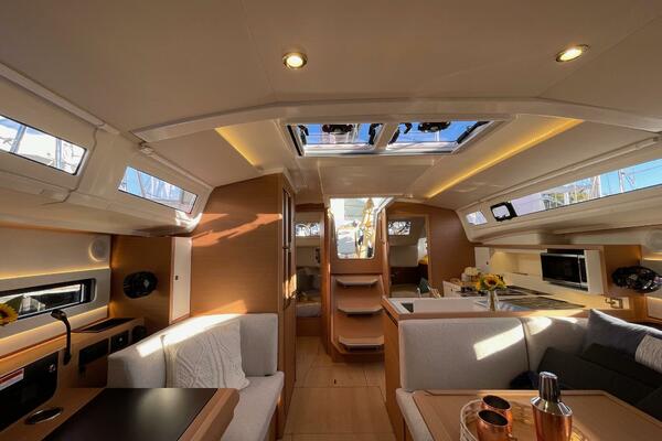 41ft Jeanneau Yacht For Sale