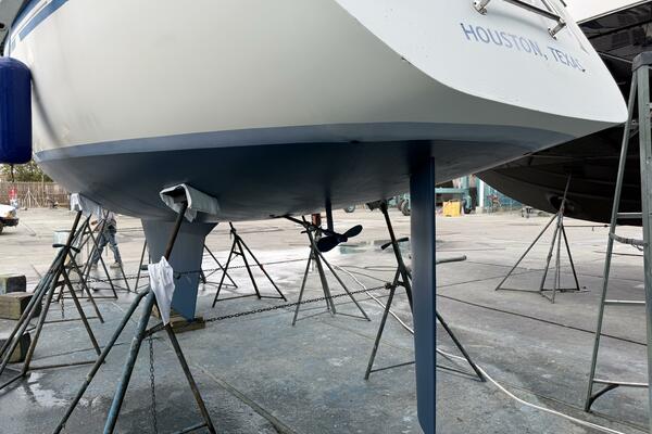 Relentless 34ft Hunter Yacht For Sale