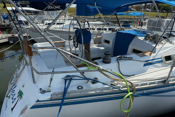 34ft Hunter Yacht For Sale