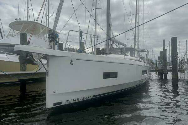 Photo of the 2022 Beneteau Oceanis 40.1 "Bluebird"