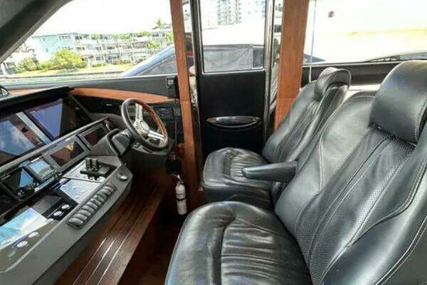 Princess S72 Yacht For Sale