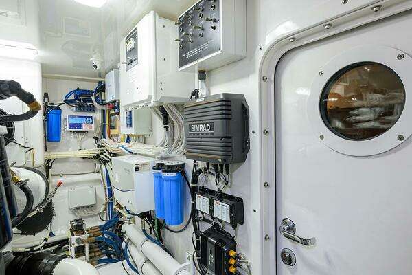 Viking 72 Skybridge Yacht For Sale