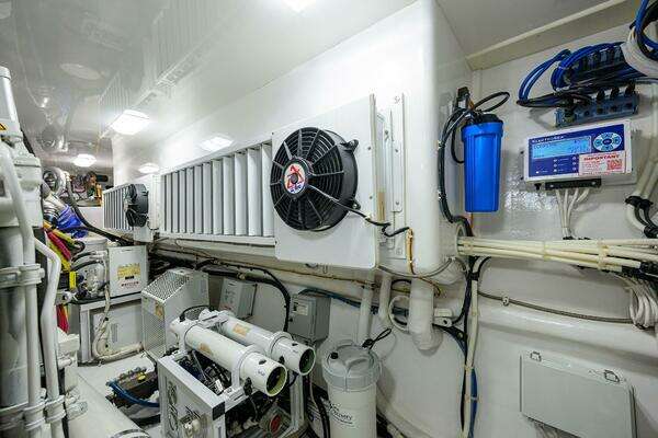 Viking 72 Skybridge Yacht For Sale