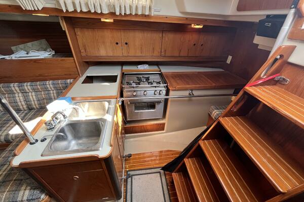 Absolute 41ft C amp C Yacht For Sale