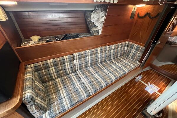 Absolute 41ft C amp C Yacht For Sale