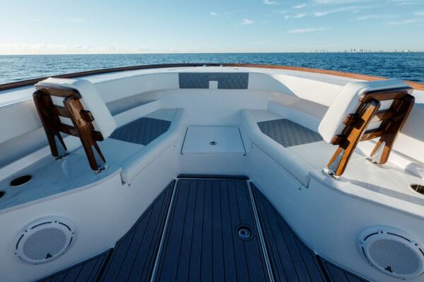 47ft Front Runner Yacht For Sale