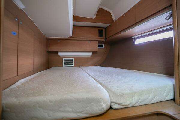 Dufour 500 Yacht For Sale