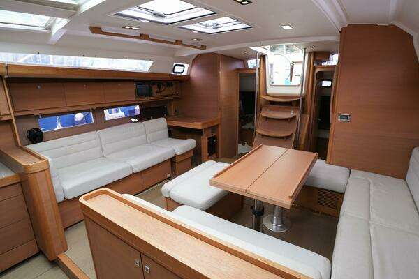 Dufour 500 Yacht For Sale