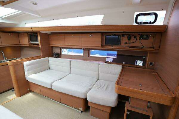 Dufour 500 Yacht For Sale