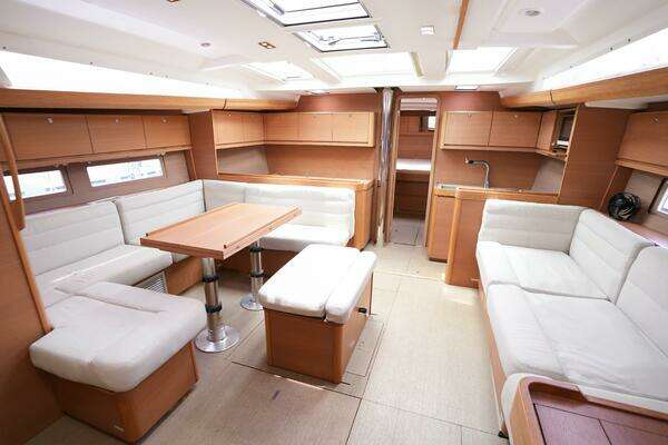 Dufour 500 Yacht For Sale