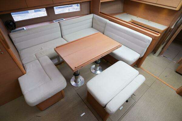 Dufour 500 Yacht For Sale