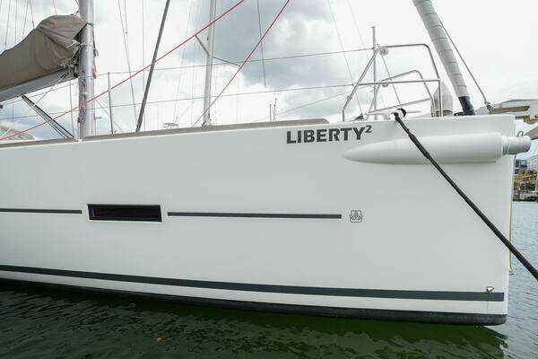 Dufour 500 Yacht For Sale