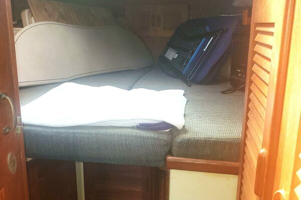 TAPESTRY 34ft Pacific Seacraft Yacht For Sale