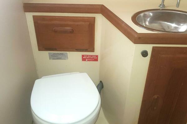 TAPESTRY 34ft Pacific Seacraft Yacht For Sale