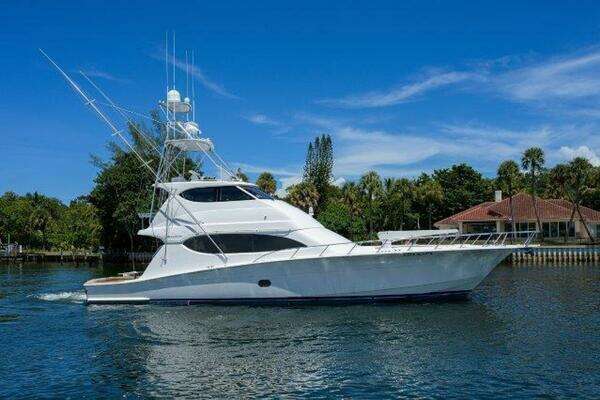 68-ft-Hatteras-2007-68 Convertible- Fort Lauderdale Florida United States  yacht for sale 68-ft-Hatteras-2007-68 Convertible- Fort Lauderdale Florida United States  yacht for sale