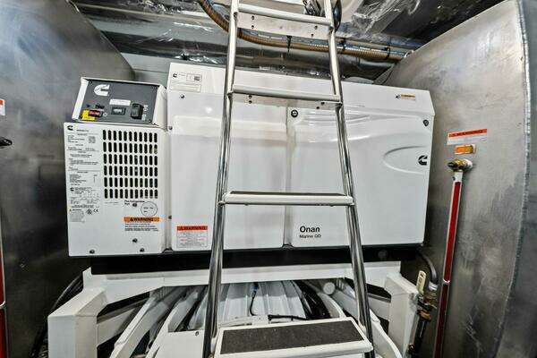 Prestige X70 Yacht For Sale