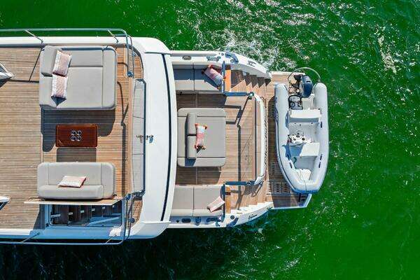 Prestige X70 Yacht For Sale