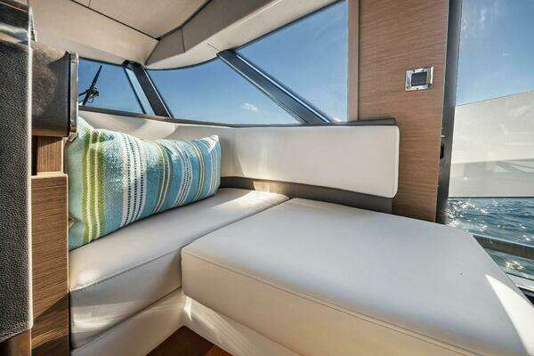 Prestige X70 Yacht For Sale