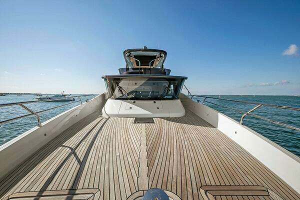 Prestige X70 Yacht For Sale