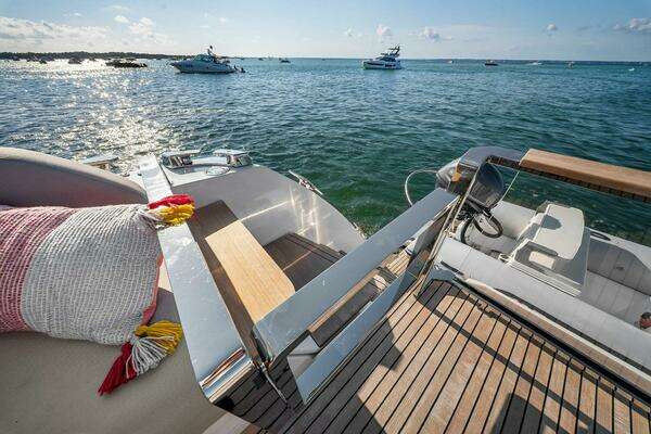 Prestige X70 Yacht For Sale
