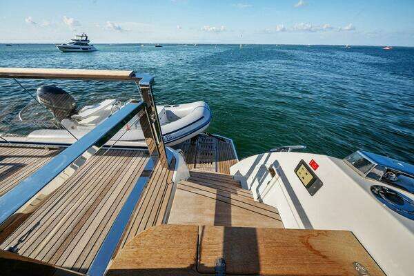 Prestige X70 Yacht For Sale