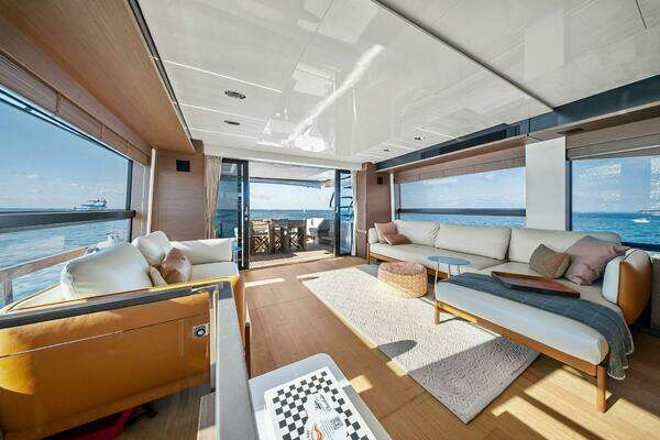Prestige X70 Yacht For Sale