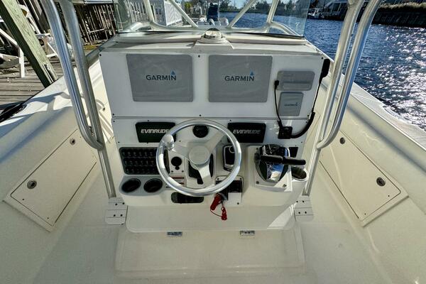 33ft Hydra Sports Yacht For Sale