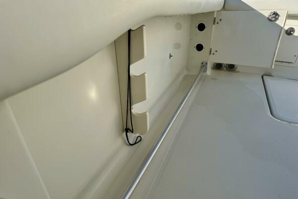 33ft Hydra Sports Yacht For Sale