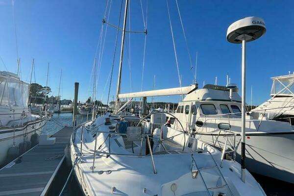 Photo of the 1996 Beneteau 42s7 "Perigee"