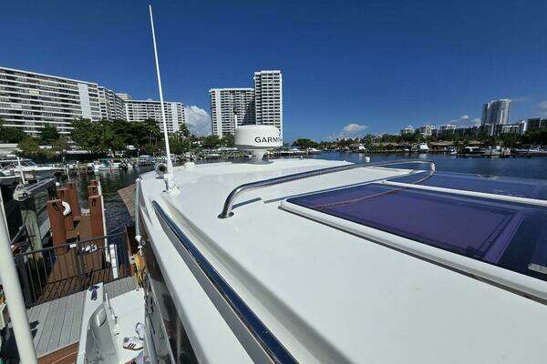 Jeanneau NC 1095 Yacht For Sale
