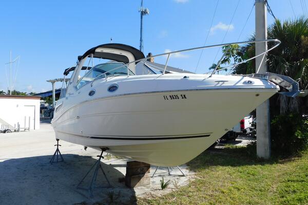 26ft Sea Ray Yacht For Sale