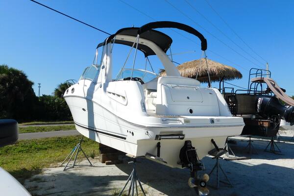 26ft Sea Ray Yacht For Sale