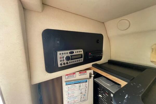 26ft Sea Ray Yacht For Sale