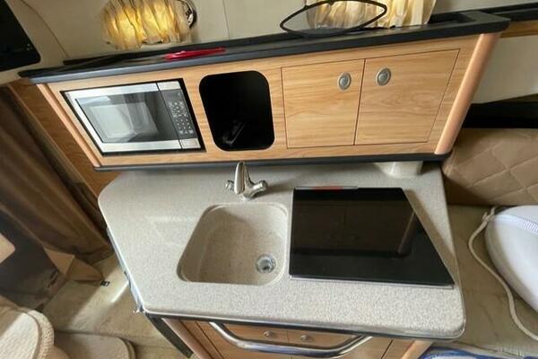 26ft Sea Ray Yacht For Sale