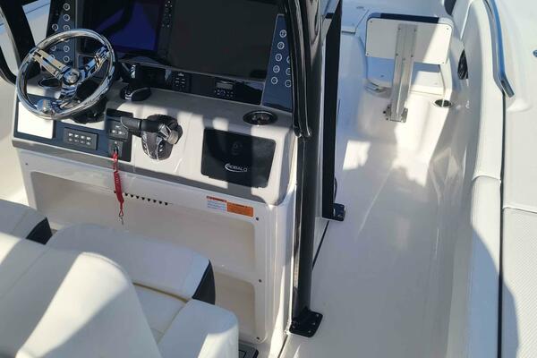 28ft Robalo Yacht For Sale