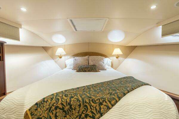 Pacific Mariner 65 Motor Yacht Yacht For Sale