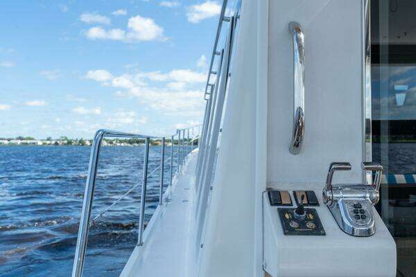 Pacific Mariner 65 Motor Yacht Yacht For Sale