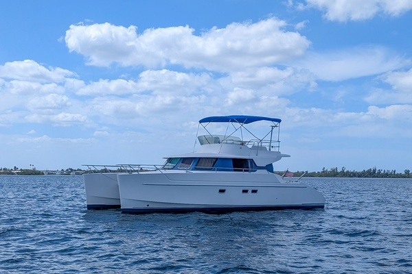 2003 Fountaine Pajot 37