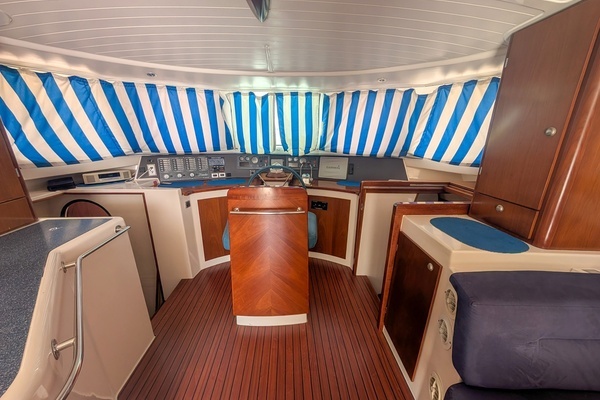 2003 Fountaine Pajot 37