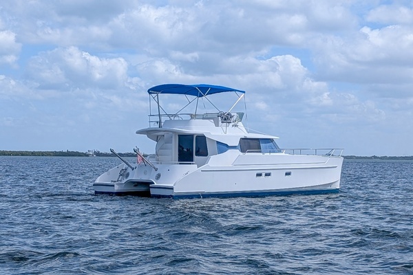 2003 Fountaine Pajot 37