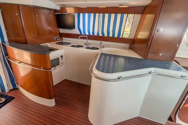 2003 Fountaine Pajot 37