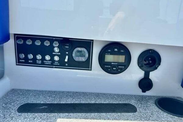 21ft Vision Yacht For Sale