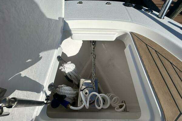 Nimbus T9 Yacht For Sale