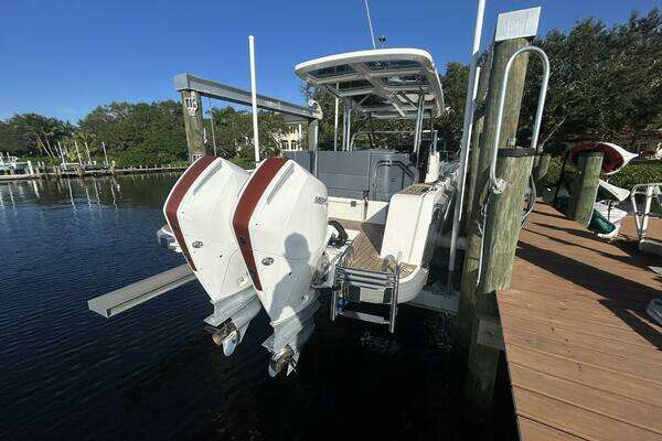 Nimbus T9 Yacht For Sale